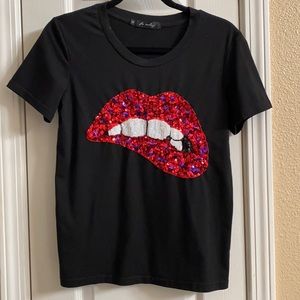 Lips sequins T-shirt